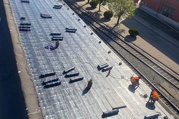 北京廊坊防水堵漏公司:樓頂如何做防水隔熱你都知道嗎_屋頂隔熱防水廊坊防水有妙招